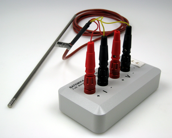 UT-ONE S01A  with connected Pt100 probe