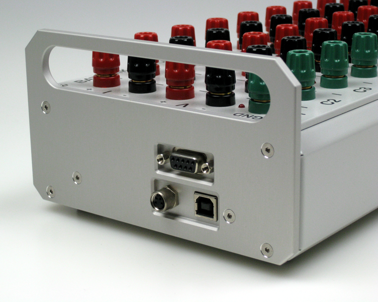 Ambient conditions probe connector without plastic protective plug