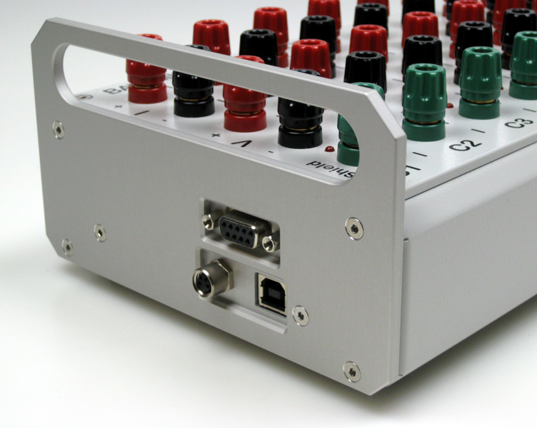 Ambient conditions probe connector without plastic protective plug